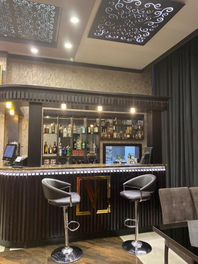 V G Hotel Yerevan Exterior photo