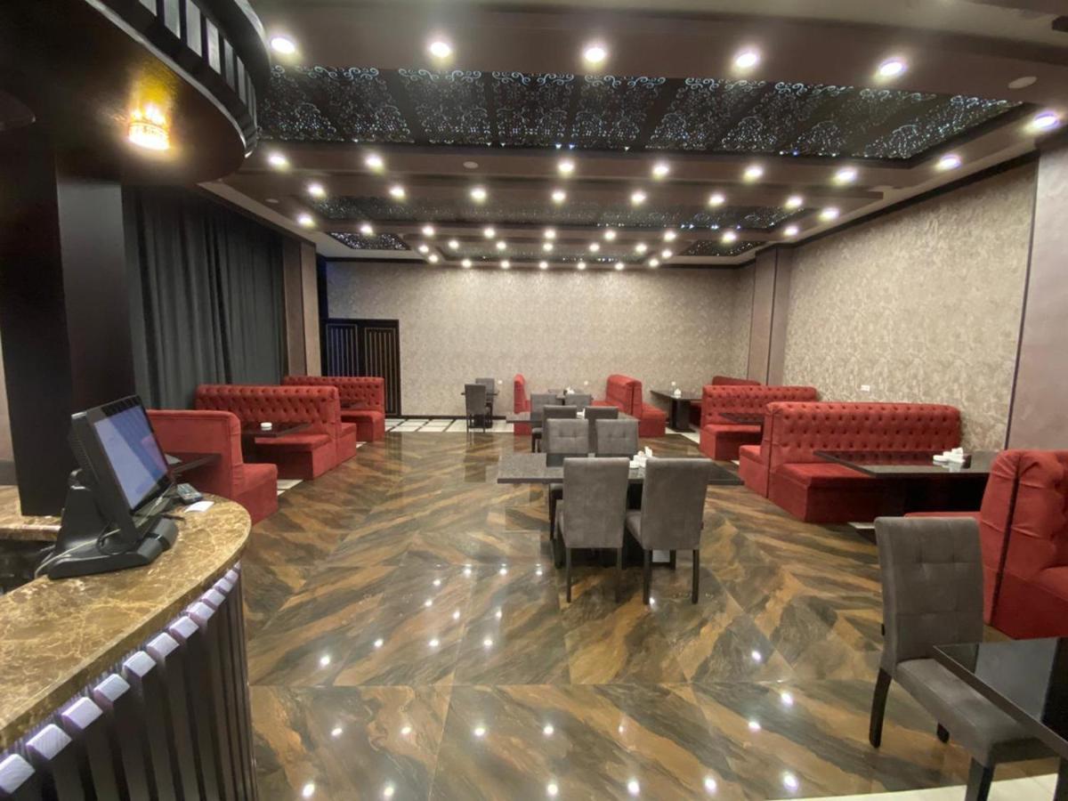 V G Hotel Yerevan Exterior photo